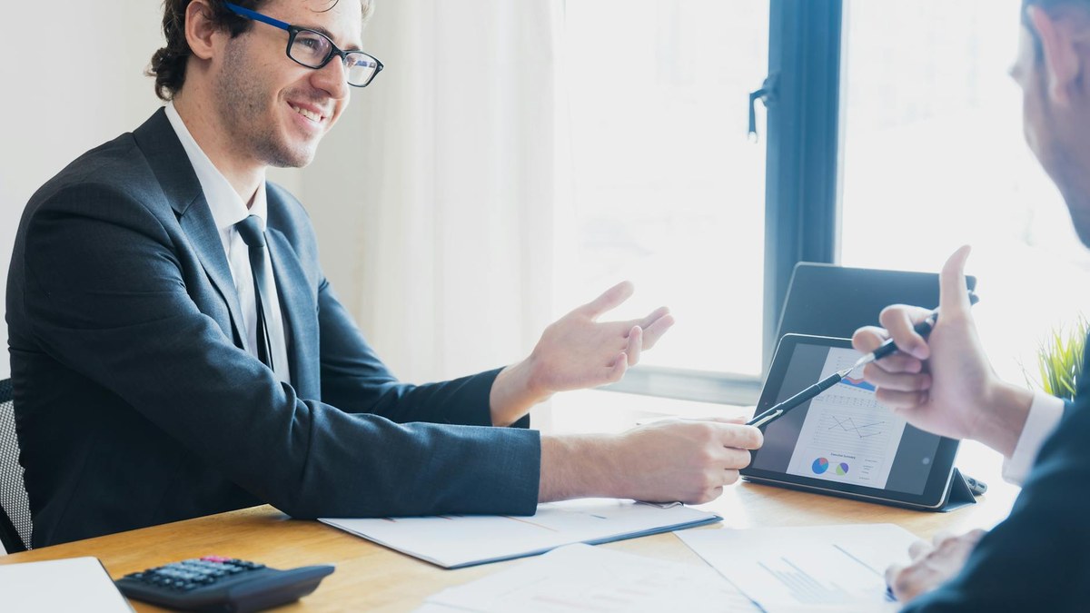 How to Manage an Agency Relationship for Long-Term Results